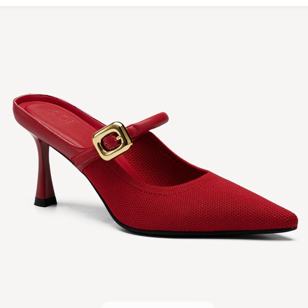 Cosy Island Wide Red Pointed Toe Heeled Mules